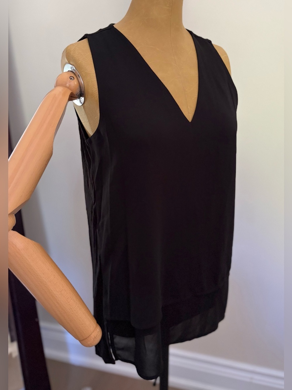 MICHAEL Michael Kors Black Sleeveless Blouse (S)